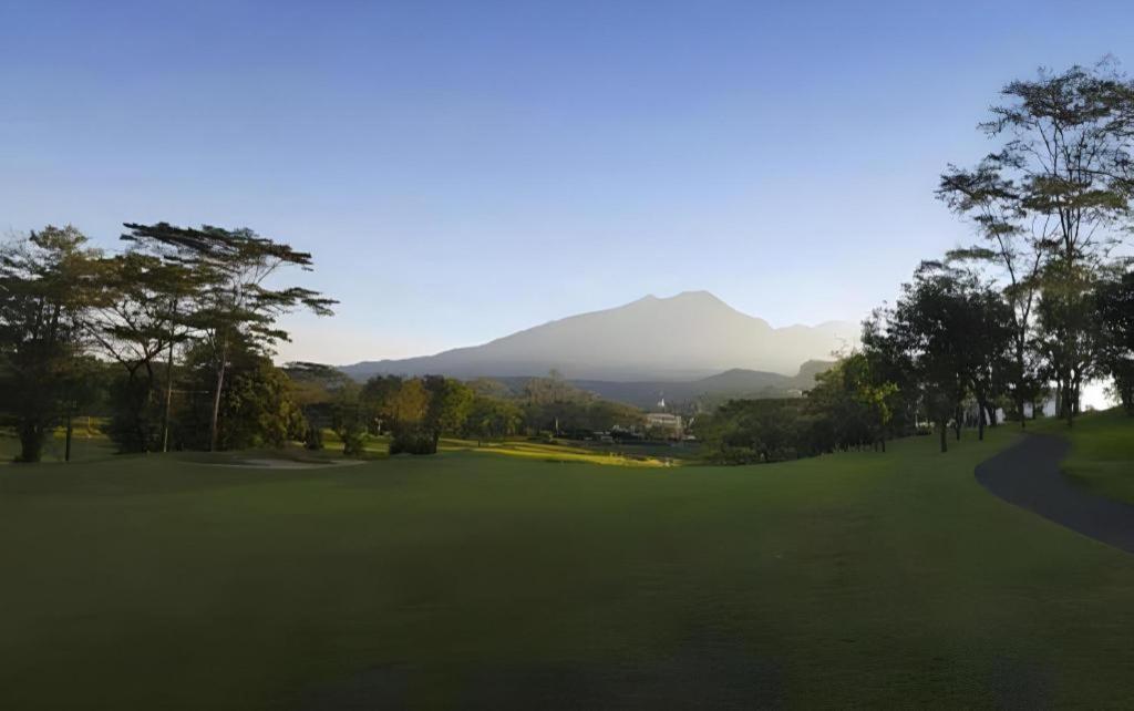 Taman Dayu Golf Club And Resort Prigen Exterior foto