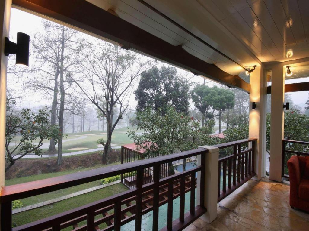 Taman Dayu Golf Club And Resort Prigen Exterior foto